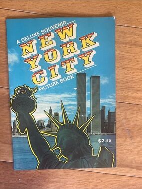 New York City Picture Book Souvenir - Blue Cover with Statue of Liberty